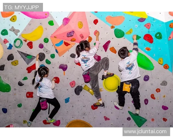 重庆攀岩队心理素质创新高引领全国攀岩运动新风潮 重庆攀岩队心理素质创新高引领全国攀岩运动新风潮