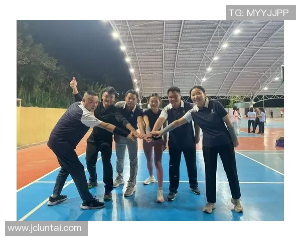 武汉排球队的团队协作之道：聚焦排球运动中的默契与配合