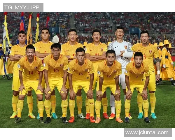 重庆羽毛球队在世界杯预选赛中以79分高居积分榜首位